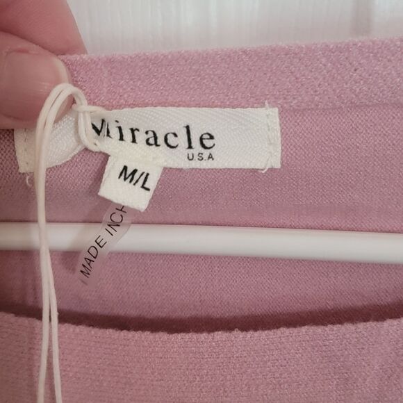Boutquie Brand Miracle Pink Oversized Sweater M/L - Picture 3 of 3